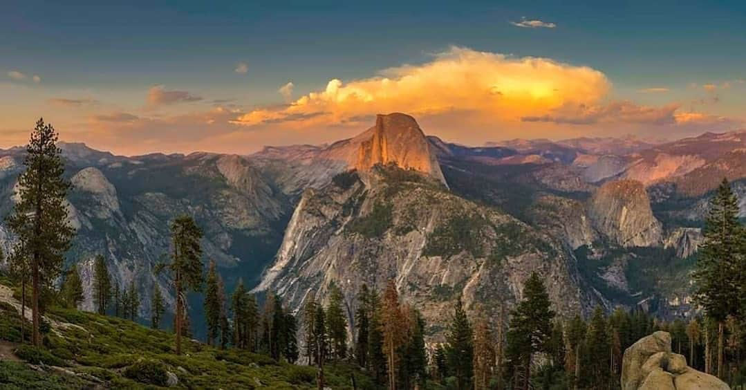 Ricoh Imagingさんのインスタグラム写真 - (Ricoh ImagingInstagram)「Posted @withrepost • @frankleeruggles Next up on the big Epson printer for the Everglades Center in Florida. I'll be printing this 42 by 72 in today. This is the view of Half Dome and the Yosemite Valley as seen from Washburn point. @yosemitenps #halfdome  #california #californiaadventure #californiasunrise #californiaphotographer #californialife  #instaphoto  #landscapephotography #nationalparkgeek #earthpix @nationalparkservice #reflections  @nationalparktrust @usinterior #earth_shotz #NPGeekAmbassador #optoutside #nationalparkgeek #nature  @natgeo #bpmag  #outdoorphotomag #nationalparks #backcountry #fall #fallfoilage  #national_park_phototography #pentax645z #pentax645ambassador @ricohpentax @ricohusa  #mediumformat」9月14日 0時49分 - ricohpentax