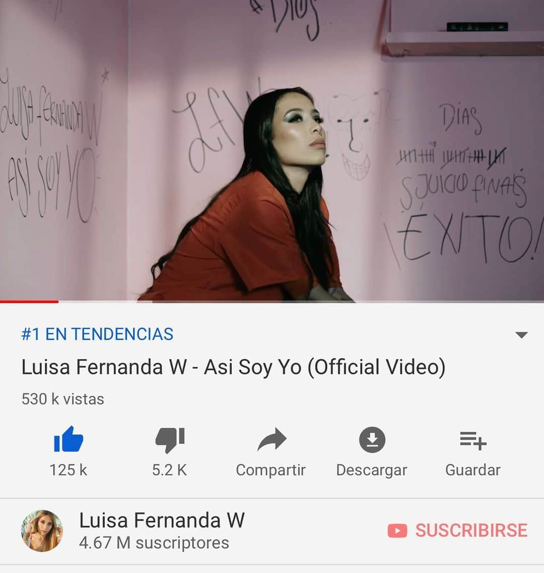 Luisa Fernanda Wさんのインスタグラム写真 - (Luisa Fernanda WInstagram)「Y así me despierto!! Gracias de todo corazón!! #1 en tendencias no se imaginan lo feliz que estoy!! Millones de gracias ❤️ así soy yo Link en mi Bio ❤️」9月14日 1時04分 - luisafernandaw