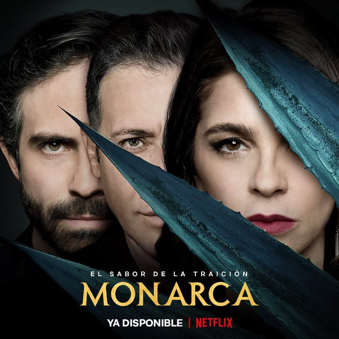 サルマ・ハエックさんのインスタグラム写真 - (サルマ・ハエックInstagram)「Monarca: ya disponible! Monarca: now streaming! Dubbed in English, Portuguese and subtitled in 28 languages! @netflix #Monarca」9月14日 0時59分 - salmahayek