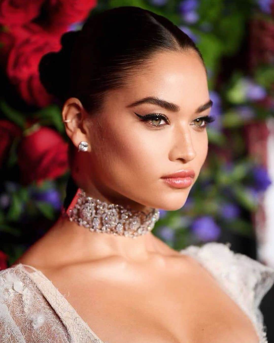 シャニーナ・シャイクのインスタグラム：「A pleasure to have attended #diamondball 💎 last night! Money raised supported The Clara Lionel Foundation  @claralionelfdn & it’s global education and emergency response programs around the world . Thank you Rih @badgalriri your a hero to many 💋!!」