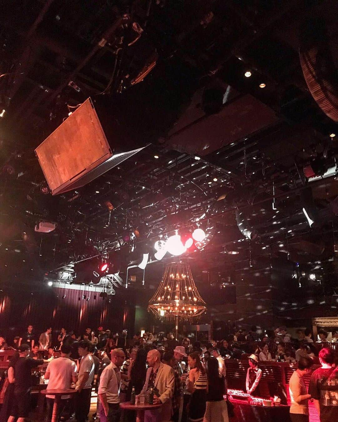 DJ mariennuさんのインスタグラム写真 - (DJ mariennuInstagram)「Last night🕺 ピンクレディさんみたいな衣装でDJでした @cottonclubjapan  キラキラキラーン #dj の情報は @djmariennu でチェックしてね👀」9月13日 16時55分 - mariennu1202