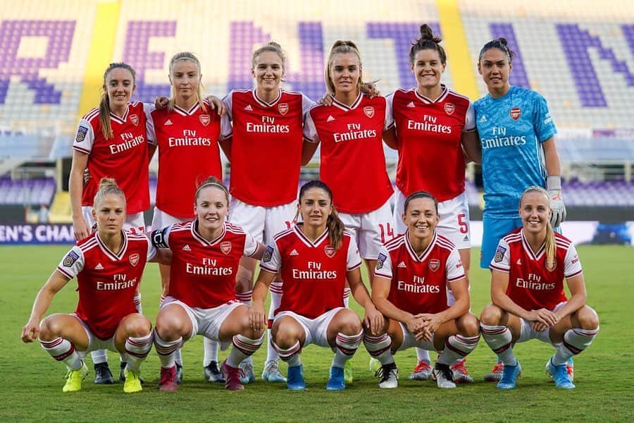 Arsenal Ladiesさんのインスタグラム写真 - (Arsenal LadiesInstagram)「SQUAD GOALS 💯 @UWCL 🏆」9月13日 17時16分 - arsenalwfc