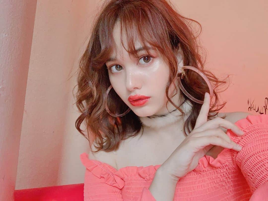 のインスタグラム：「夏の終わりに駆け込みぎゃる化🍊 #shooting」