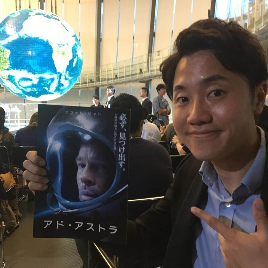 のインスタグラム：「ブラピ来日✈️記者会見に潜入🕵️‍♂️ #おは土#おはよう朝日土曜日です #ABCテレビ #北村真平 #ブラッドピット  #記者会見🎥 #質問できた⁉️ #ハイテンション🤔 #すっぴん芸能 #9月14日放送」