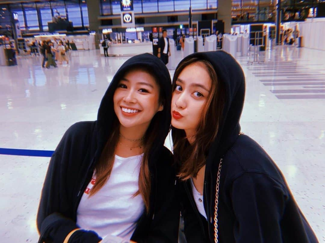 谷まりあさんのインスタグラム写真 - (谷まりあInstagram)「Off to Vietnam 🇻🇳 for the first time 😘🖤」9月13日 18時04分 - mariaaaa728