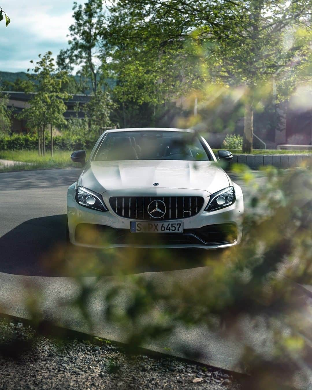 Mercedes AMGさんのインスタグラム写真 - (Mercedes AMGInstagram)「[Kraftstoffverbrauch kombiniert: 10.4 l/100km | CO₂-Emissionen kombiniert: 236 g/km | http://amg4.me/efficiency-statement | Mercedes-AMG C 63 S Cabriolet]  Everything comes down to perspective.  Photos: @ranier_fernandez_photography for #MBsocialcar  #MercedesAMG #DrivingPerformance #Cabriolet #C63」9月13日 18時00分 - mercedesamg