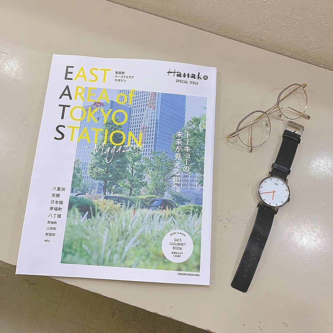 光永さんのインスタグラム写真 - (光永Instagram)「【嬉しいお知らせ】 本日9/13発売📖 Hanako SPECIAL ISSUE 「EAST AREA of TOKYO SATATION」 . 東京駅イーストエリアをたくさん紹介する雑誌です。 ハナコラボメンバーとして、ロケに行ってきまして、1ページ担当させて頂きました☺️🥺💗📘 わーいわーい！！！ 本屋さんでぜひ買ってねーー！ そして東京駅を満喫してねーーー！！！ . #EATS #東京駅イーストエリア #東京駅イーストエリアマガジン #Hanako #ハナコラボ #本日発売 #メンズライク #ボーイッシュ」9月13日 18時10分 - hinata_official__