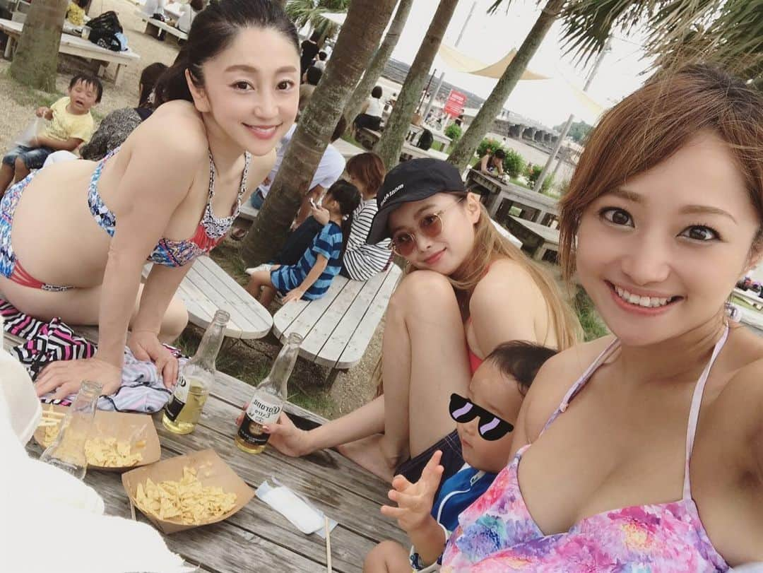 葵ゆりかさんのインスタグラム写真 - (葵ゆりかInstagram)「宮崎いいところだったなー😊 また行きたい♥️ #夏の思い出 #宮崎 #青島ビーチパーク #青島神社 #青島 #鬼の洗濯岩 #夏の終わり #summer #夏 #海 #水着 #bikini #👙 #friends #旅行 #japan」9月13日 18時18分 - yuriyuricchi