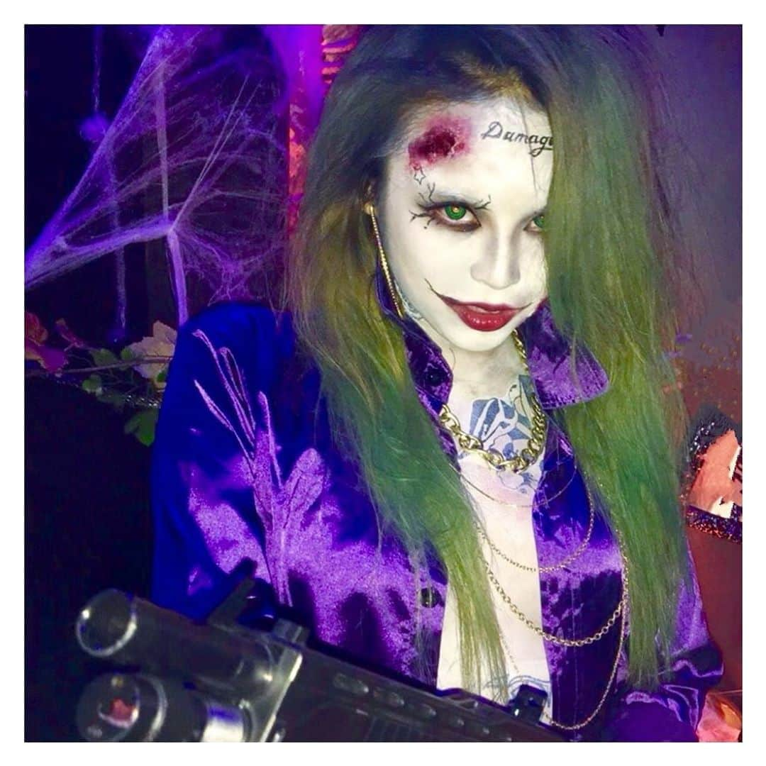 DJ NANAさんのインスタグラム写真 - (DJ NANAInstagram)「. . 今年もそろそろハロウィン支度 始めますか🎃 . #joker #cosplay #2017 #懐」9月13日 18時37分 - dj_nana092