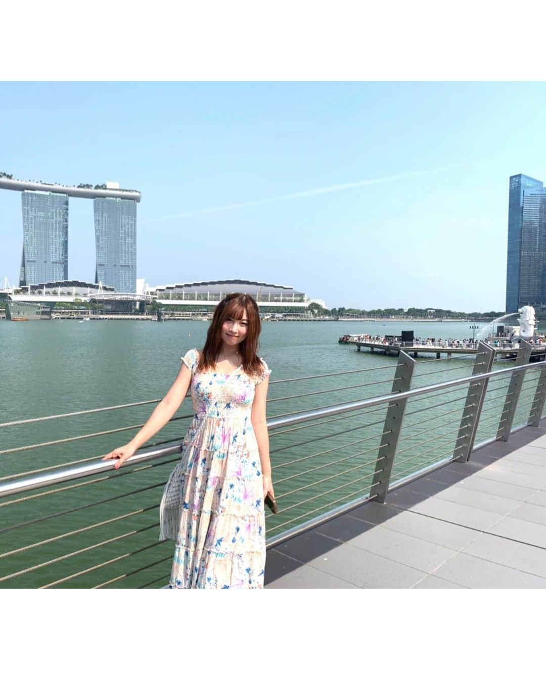成瀬心美さんのインスタグラム写真 - (成瀬心美Instagram)「🦁 . . 夏休みをいただいて シンガポール🇸🇬に 行ってきたよー！！！！！！ . . いやっふー！！！！ . . もちろんこの人と😘 . . #singapore #merlion #trip #summervacation #happy #instapic #instagood #instagram #followｍe」9月13日 18時59分 - coco3ndazo
