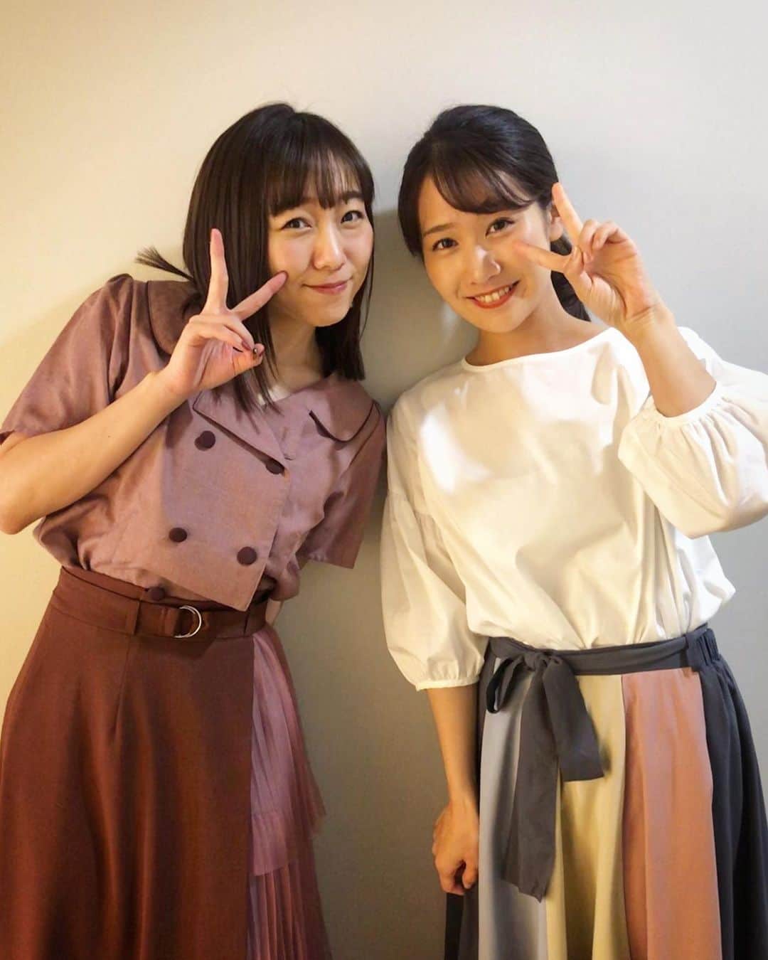 のインスタグラム：「木曜日のドデスカ!衣装 秋らしい色合いなってきました🍁 明日のデルサタはどんな衣装かなー？！ あすもデルサタとデルサタ11ご覧ください⏰  #SKE48 #須田亜香里 さん #あかりん #メーテレ #ドデスカ #アナウンサー #島津咲苗 #アナウンサー衣装」