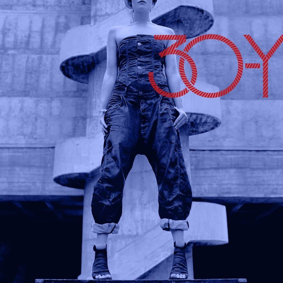 ジースター ロゥさんのインスタグラム写真 - (ジースター ロゥInstagram)「The Original: Inspired by the Apres Jumpsuit, Gemma Arterton walked the NYFW runway in the original RAW Gem Jumpsuit in 2010. #GStarRAW #3DecadesOfRAW」9月13日 19時00分 - gstarraw
