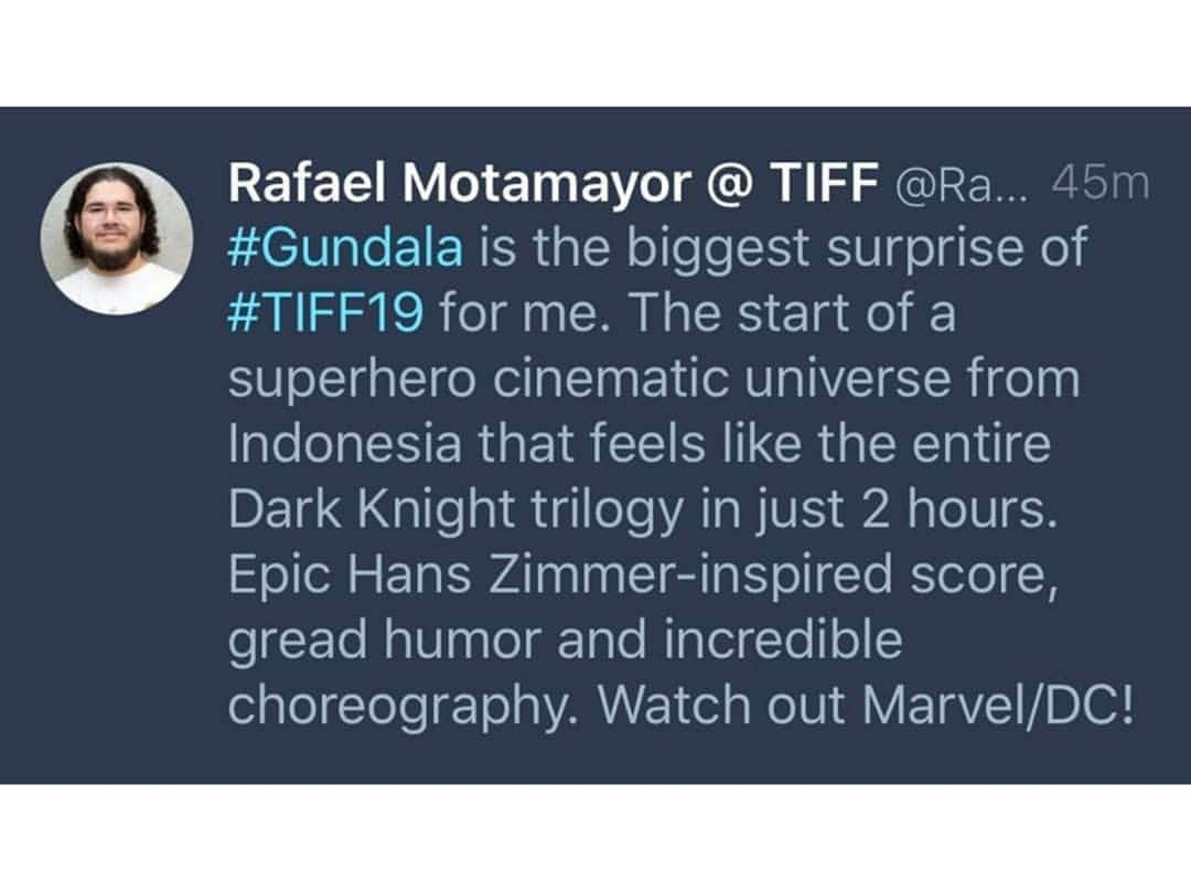 エリック・トヒルさんのインスタグラム写真 - (エリック・トヒルInstagram)「Senang sekali melihat antusias penonton yang menyaksikan screening Film Gundala di Toronto Internasional Film Festival (TIFF). Film Gundala akan tayang 14 hari di TIFF 2019. Semoga kedepan akan semakin banyak lagi karya anak bangsa yang bisa mendunia. #TIFF19  Kalian sudah nonton Film Gundala?  #repost @gundalaofficial @bumilangitofficial」9月13日 19時09分 - erickthohir