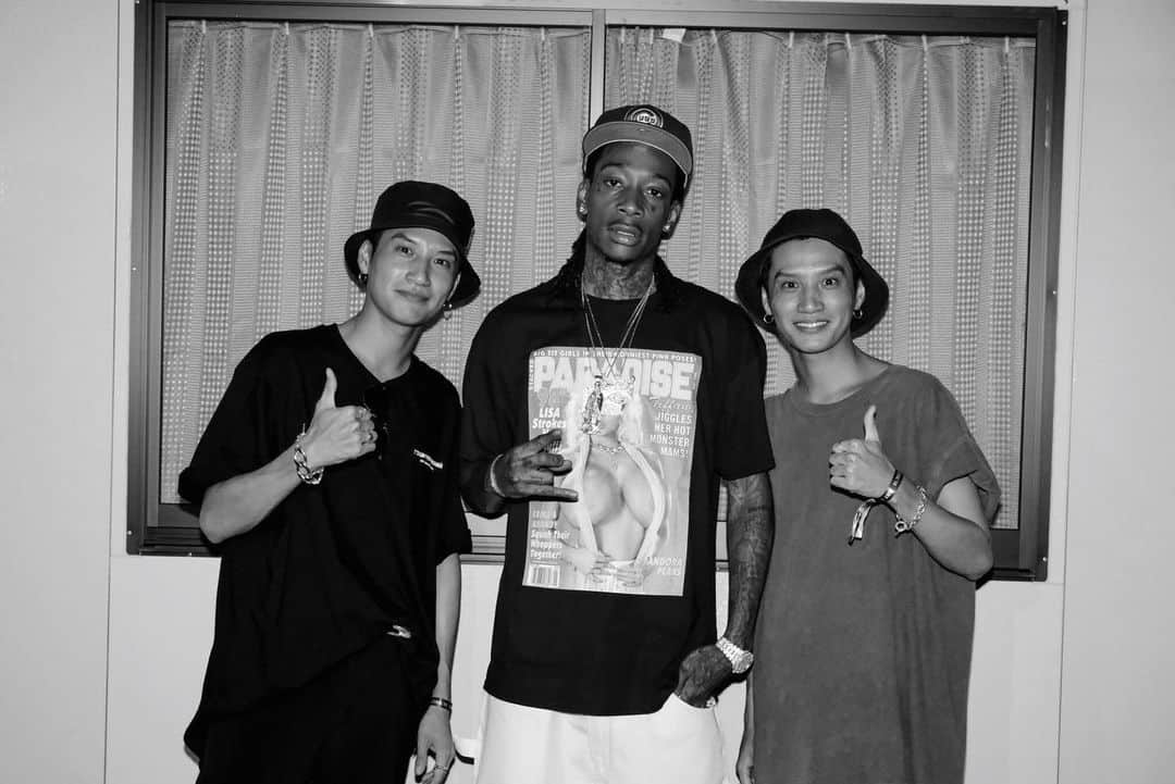 高木万平・心平さんのインスタグラム写真 - (高木万平・心平Instagram)「wired music festival 🔥 wiz khalifa.  @kodotakagi  さん、ありがとうございました‼️‼️ #twins #双子 #wiredmusicfestival  #wizkhalifa  #高木万平 #高木心平 #沖縄」9月13日 19時18分 - man_shin_takagi