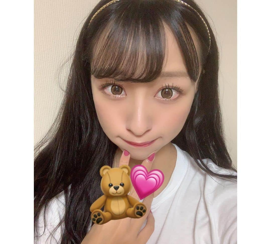 渡辺葉月さんのインスタグラム写真 - (渡辺葉月Instagram)「. . WEGO出勤だったよ〜❣️❣️ . . コーデュロイのセットアップかわいすぎてさっそく着ちゃった❤︎ . @wego_webstore のだよ！！ . . 秋服だいすきすぎて毎回買って帰っちゃうからたくさん載せたいのあるの、またのせるね。 . . そしてきょうはアイラインやめてみた👶🏻 . . #ootd #wego #zara #秋コーデ #コーデュロイ #コーデュロイジャケット #ジャケットコーデ #セットアップ #スカーフ #カチューシャ」9月13日 19時47分 - hazu.1123