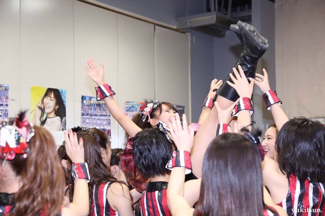 磯佳奈江さんのインスタグラム写真 - (磯佳奈江Instagram)「NMB48を卒業しました。﻿ アイドル最高！NMB最高！！﻿ ﻿ アイドルになれてよかった。幸せ☺︎﻿ 全ての人に感謝しかありません。﻿ 約6年間ありがとうございました。﻿ ﻿ 2019.9.12﻿ ﻿ #NMB48 #磯佳奈江卒業公演 #ゆきつんカメラ」9月13日 20時04分 - isochan89