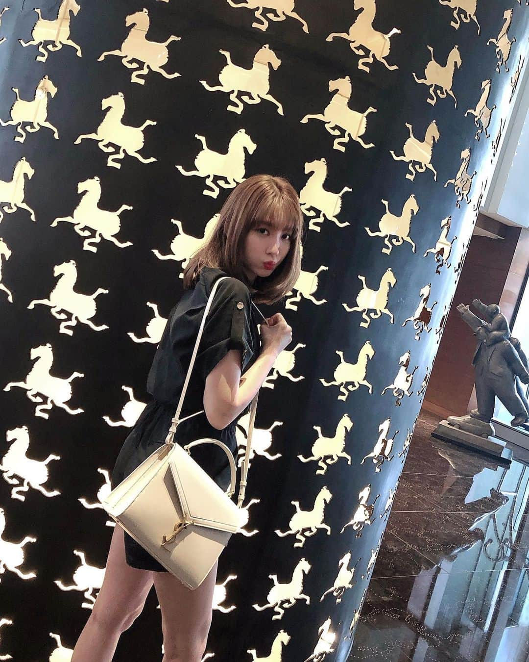 小嶋陽菜さんのインスタグラム写真 - (小嶋陽菜Instagram)「🐎見つけるとうれしくなる❤️」9月13日 21時39分 - nyanchan22