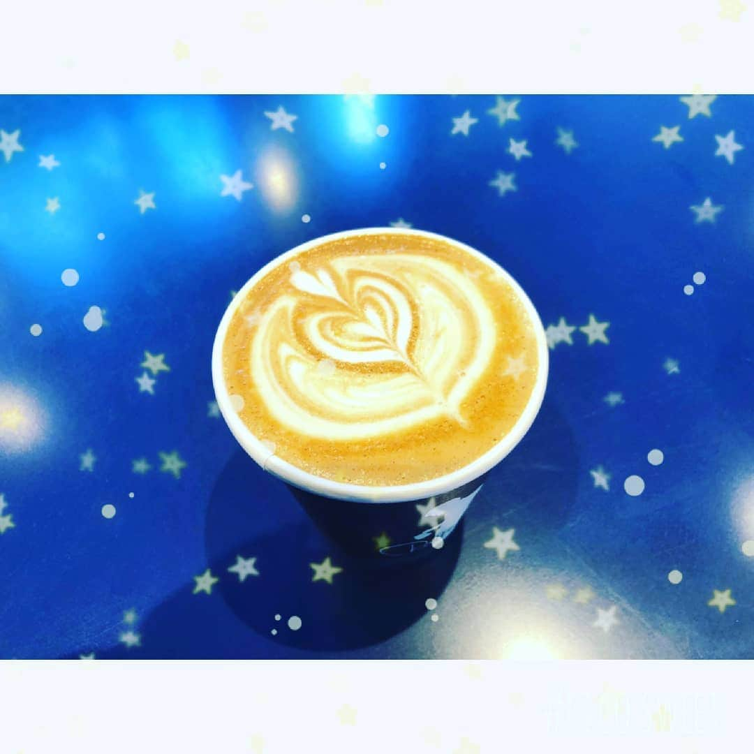 なつ葵さんのインスタグラム写真 - (なつ葵Instagram)「ホッと一息💓  #カフェ巡り #カフェオーレ#ラテアート#ocafe #嵐山#kyoto#なつ葵#恵比寿マスカッツ#京都カフェ #コーヒーすきな人と繋がりたい」9月13日 21時56分 - natsuki_taiyaki