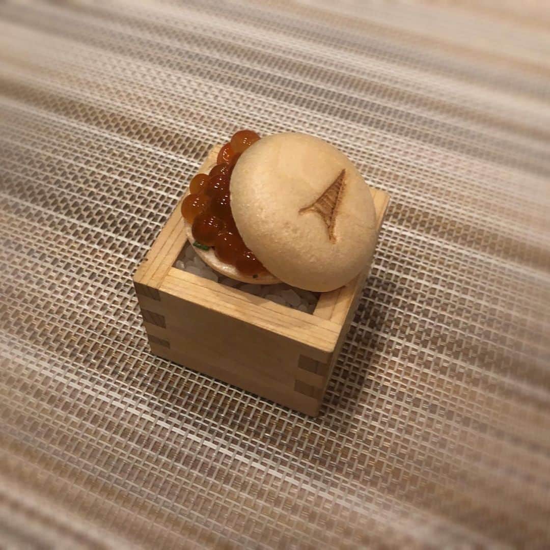 川村優希さんのインスタグラム写真 - (川村優希Instagram)「幸幸幸😌✨ 写真見返すだけでにやけちゃうくらい美味しかった🍽 . . #sugalabo #restaurant #tokyo」9月13日 22時06分 - yuki.kawamura.official