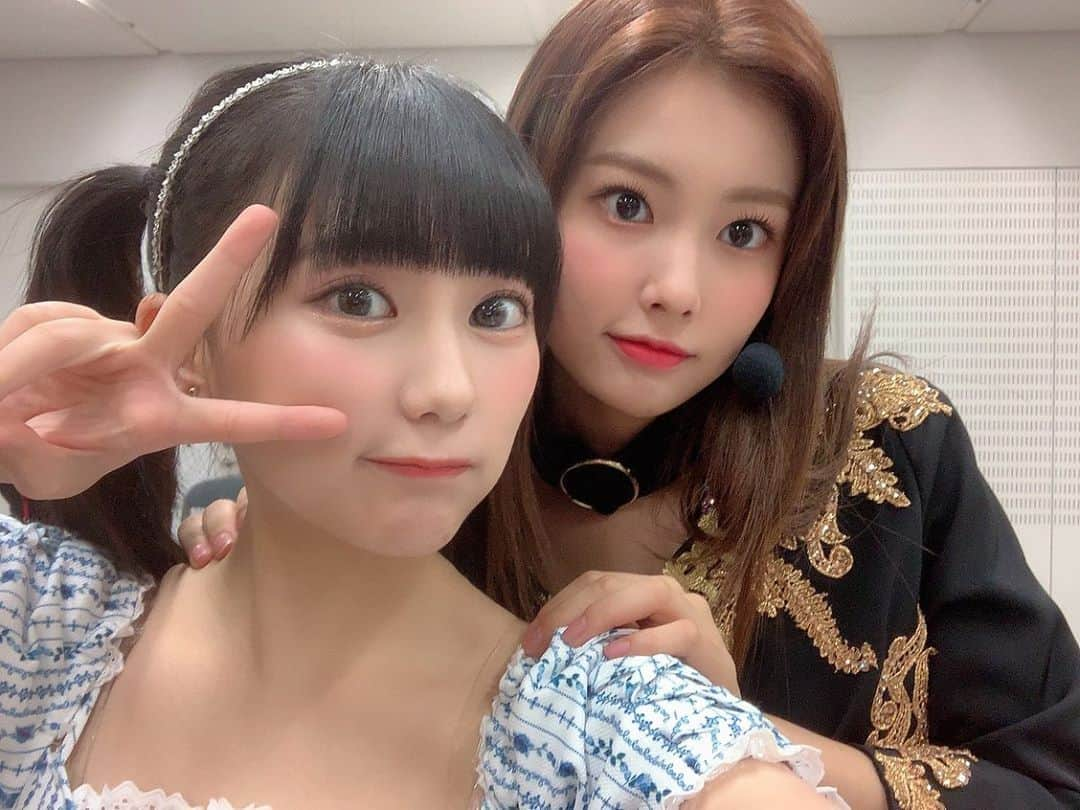 田中美久さんのインスタグラム写真 - (田中美久Instagram)「#IZONE と楽屋隣りだったの😇💜💜また一緒に歌番組に出れますように♪」9月13日 22時10分 - mikumonmon_48