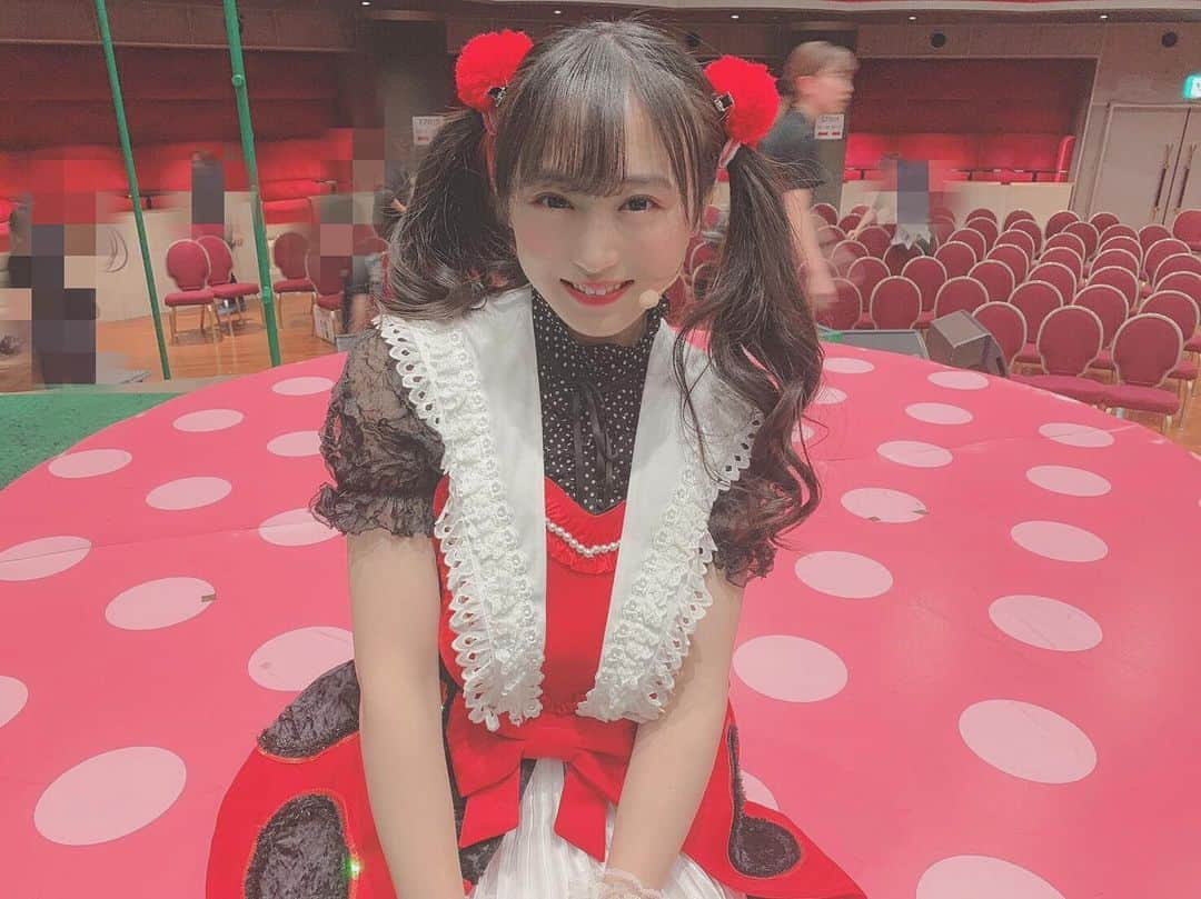 坂口渚沙さんのインスタグラム写真 - (坂口渚沙Instagram)「舞台「Bee School」 10日間、 ありがとうございました✨. . 初舞台で不安だらけだったけど、 周りのスタッフさんや ファンの方、 メンバーに支えられて、 無事、 千秋楽まで頑張れました😊. . 本当にありがとうございます！. . マリカ役ができて、 良かった🐞 . #BeeSchool. #マリカ. #てんとう虫.」9月13日 22時30分 - nagisa_sakaguchi