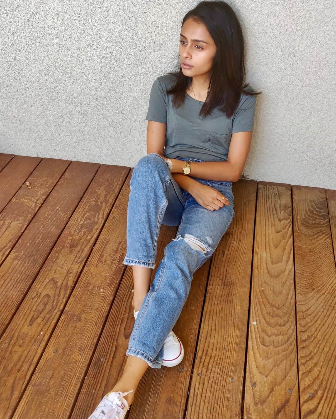 エアロポステールさんのインスタグラム写真 - (エアロポステールInstagram)「@pragathiguru keeps her basics on deck #InAero」9月13日 22時36分 - aeropostale