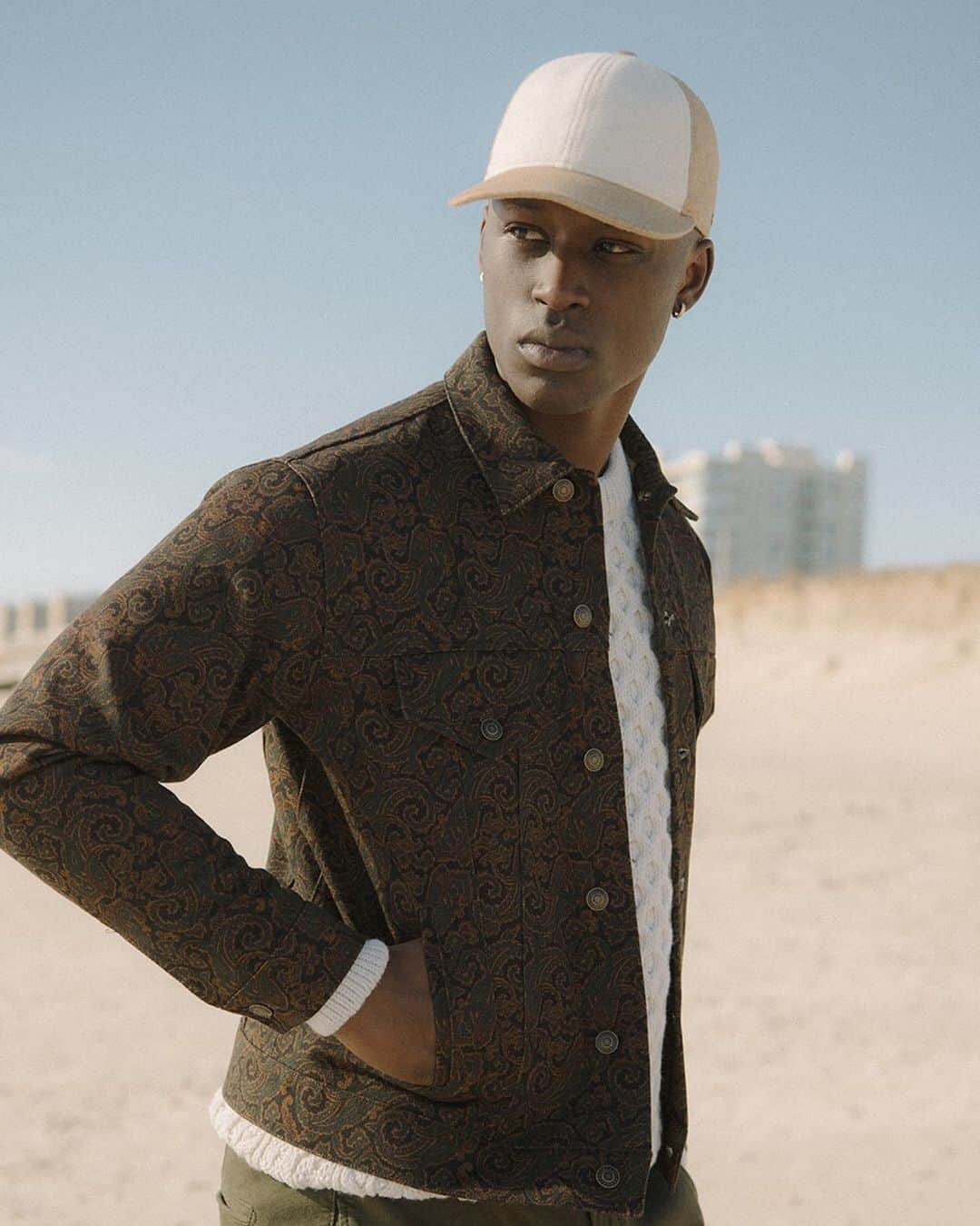 ニューエラ・キャップのインスタグラム：「Embrace the season with the EK Fall/Winter 19 Collection. Available now at neweracap.com」