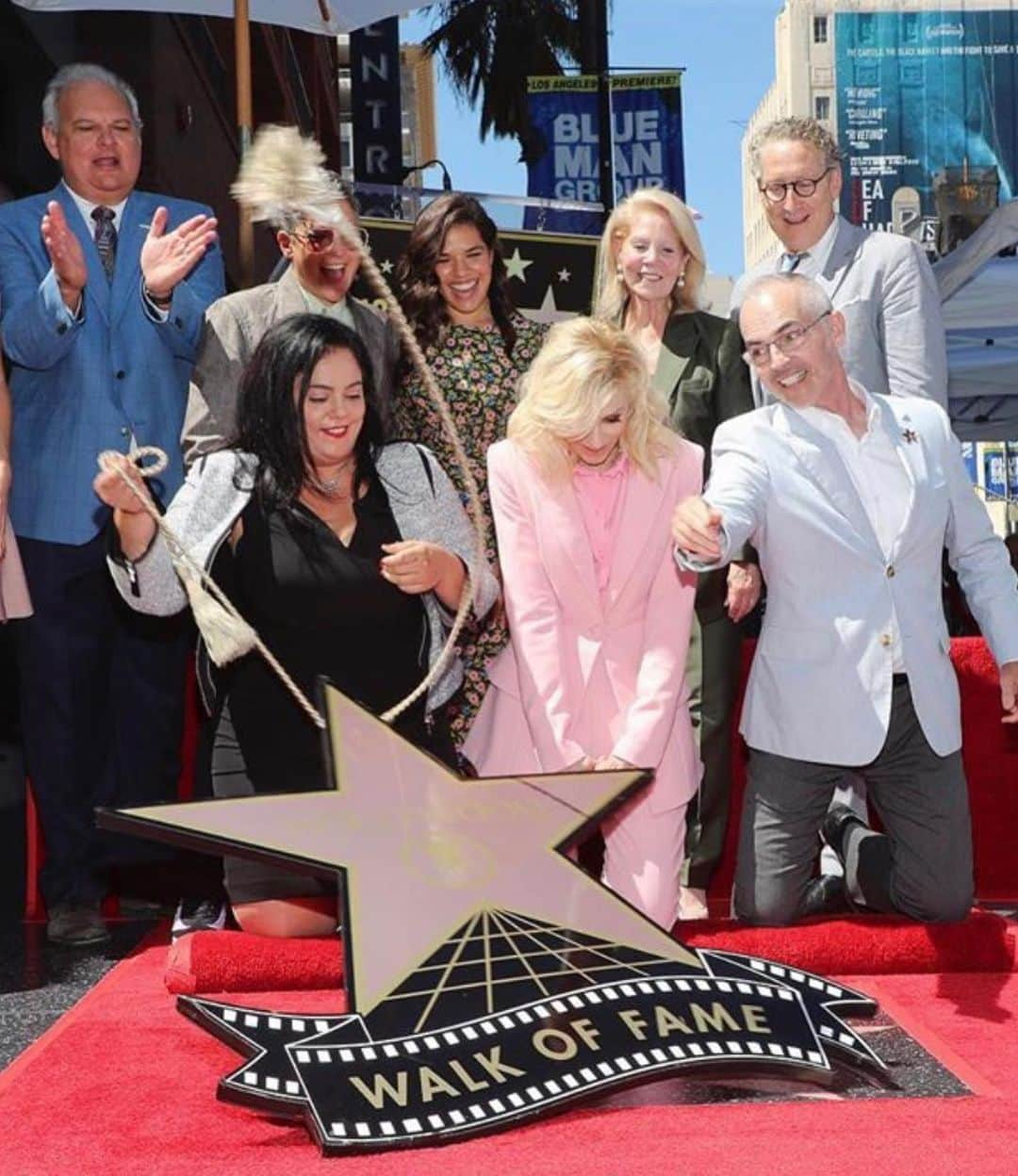 アメリカ・フェレーラさんのインスタグラム写真 - (アメリカ・フェレーラInstagram)「There’s no one easier to celebrate than the incomparable @judithlight - congrats on your ⭐️ on the Hollywood Walk of Fame my dearest friend. You are the embodiment of star- you are pure light and most aptly named. Love you forever and always.」9月13日 23時57分 - americaferrera