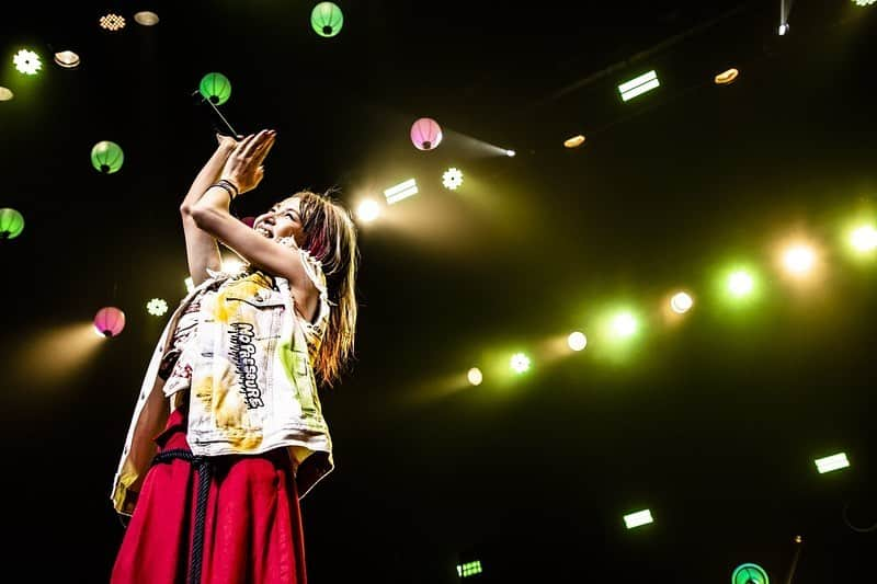 LiSAさんのインスタグラム写真 - (LiSAInstagram)「名古屋二日間ありがとうございました。 photo by. @cazrowaoki 【BLOG】http://ameblo.jp/lxixsxa/ #紅蓮華ツアー #写殺 #LiSA」9月14日 0時10分 - xlisa_olivex