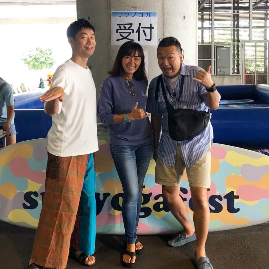 田中律子さんのインスタグラム写真 - (田中律子Instagram)「YOGA FEST YOKOHAMA🤩  初日スタートしましたー❗️ サップヨガ体験チケットは、オープン30分で、完売しました🏄‍♀️ ありがとうございました🙏  私のレッスンは、明日朝9時から、2時間WSです❗️会場でチケット当日券もありまーす🤩👌 お待ちしてます❤️ #yogafest  #yogafestyokohama2019  #yogalife  #jsya #supyoga」9月14日 10時20分 - ri2kotanaka