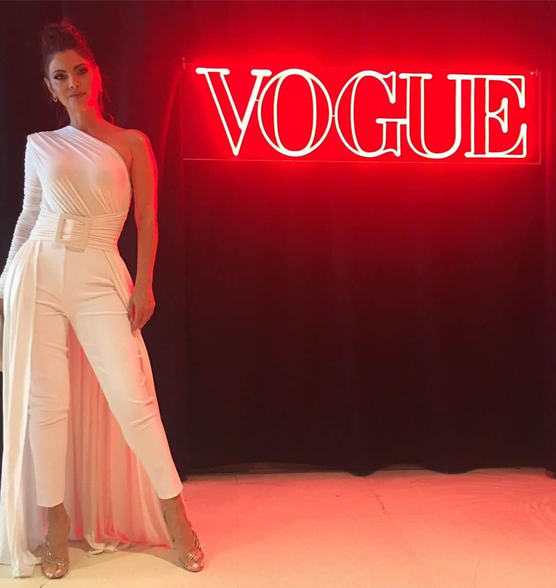 Chiquinquira Delgadoさんのインスタグラム写真 - (Chiquinquira DelgadoInstagram)「♥️ @voguespain @netflixes  #voguefashionnights #madrid」9月14日 11時14分 - chiqui_delgado