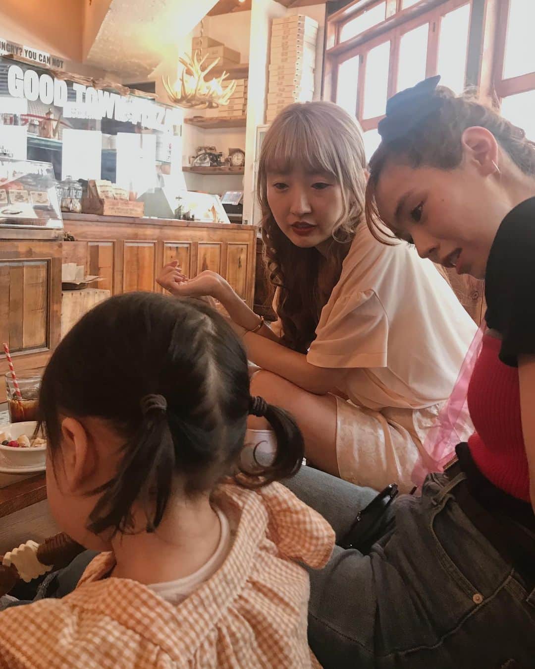 AMOのインスタグラム