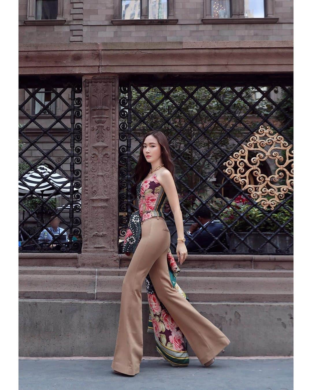 ジェシカ さんのインスタグラム写真 - (ジェシカ Instagram)「Wrapping up #nyfw !🗽✨ Thanks for having me @newyorkpalace 🏰💋」9月14日 2時59分 - jessica.syj