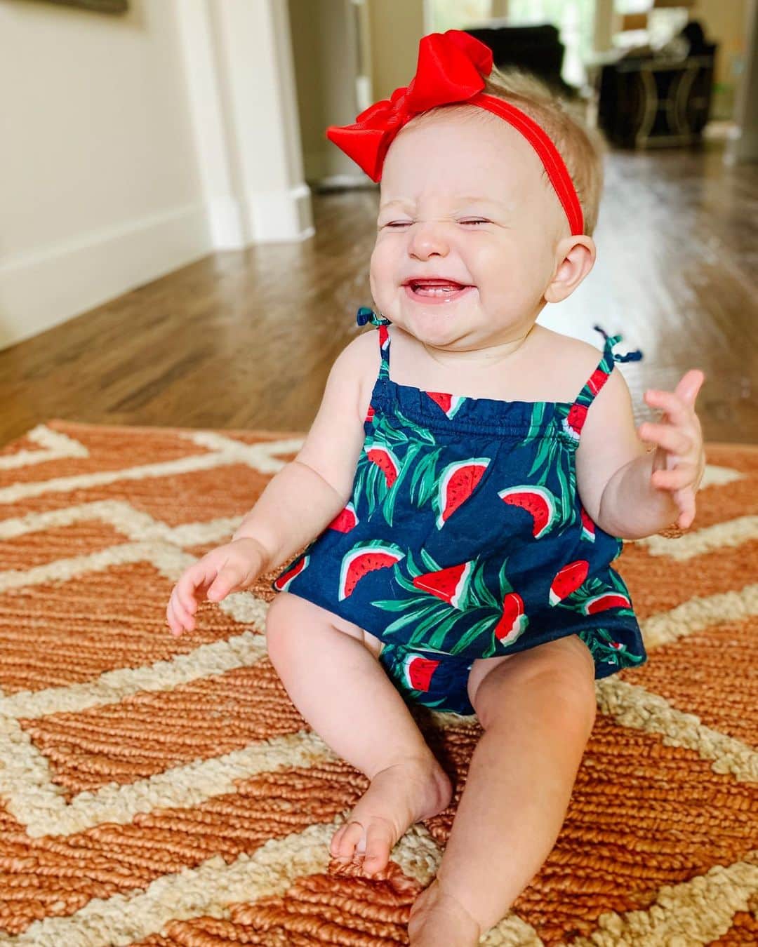 カーリー・パターソンさんのインスタグラム写真 - (カーリー・パターソンInstagram)「Emmaline made 7 months yesterday! I could not be more obsessed with my sweet angel❤️🍉」9月14日 3時07分 - carlypatterson04
