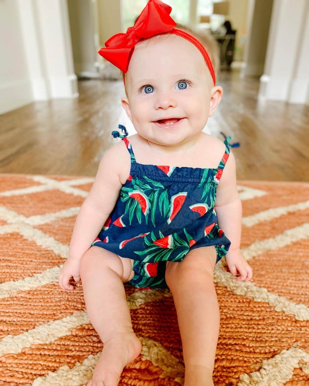 のインスタグラム：「Emmaline made 7 months yesterday! I could not be more obsessed with my sweet angel❤️🍉」