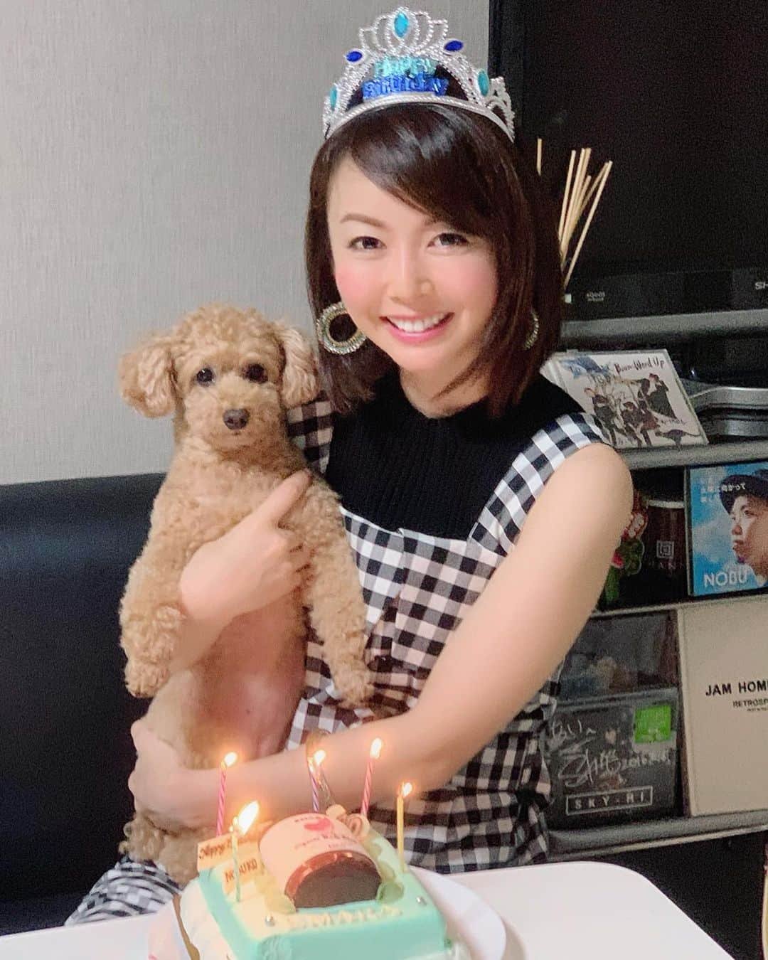 吉田玲奈さんのインスタグラム写真 - (吉田玲奈Instagram)「9月の初めにのぶちゃんのお誕生日をサプライズでお祝い🥂🎂しました💖素晴らしい出会いに感謝してます✨いつもありがとう😘 #お誕生日会 #宮崎宣子 ちゃん #ふわっと #優しい #めっちゃしっかり者 ＃頼りにしてる #明るい #大好き #アロハちゃん #トイプードル」9月14日 3時36分 - reina.yoshida.ciel.1218