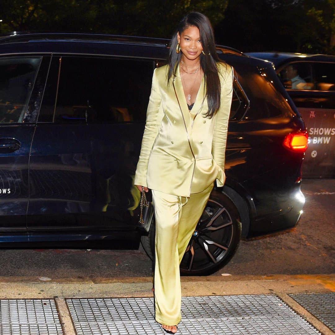 シャネル・イマンのインスタグラム：「Thank you @bmwusa for getting me around New York fashion week in style #nyfwxbmw #partner」
