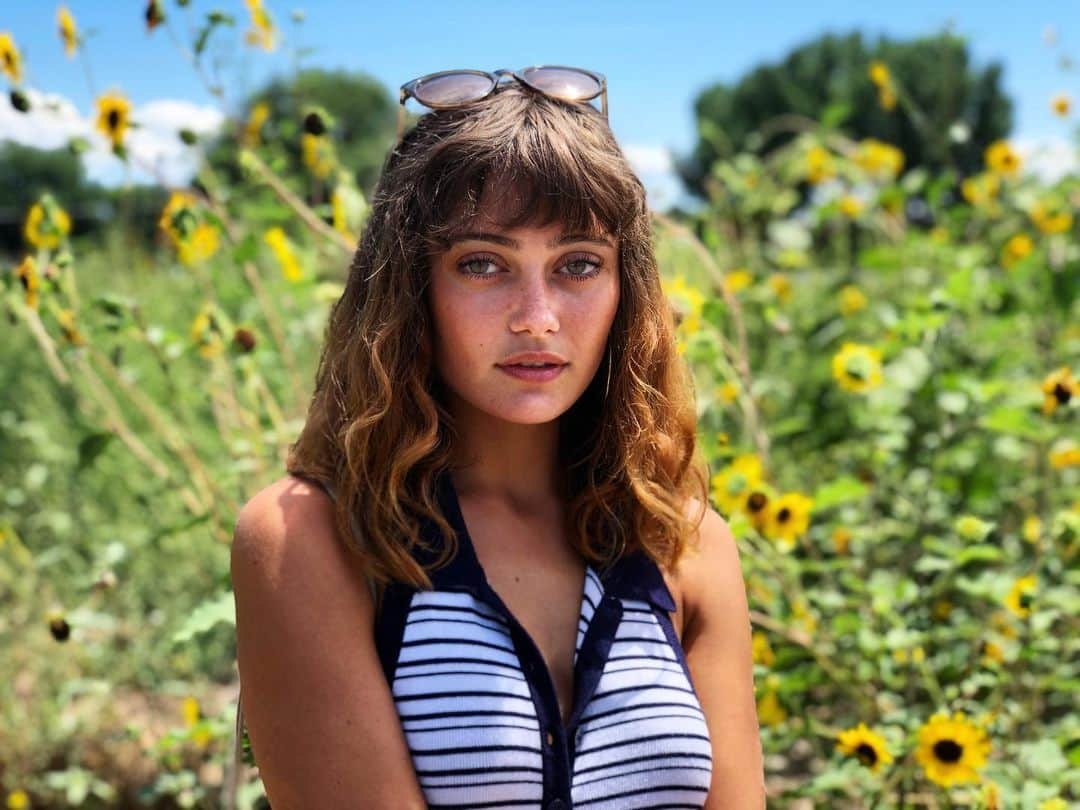 エラ・パーネルさんのインスタグラム写真 - (エラ・パーネルInstagram)「🌻」9月14日 4時09分 - ella_purnell