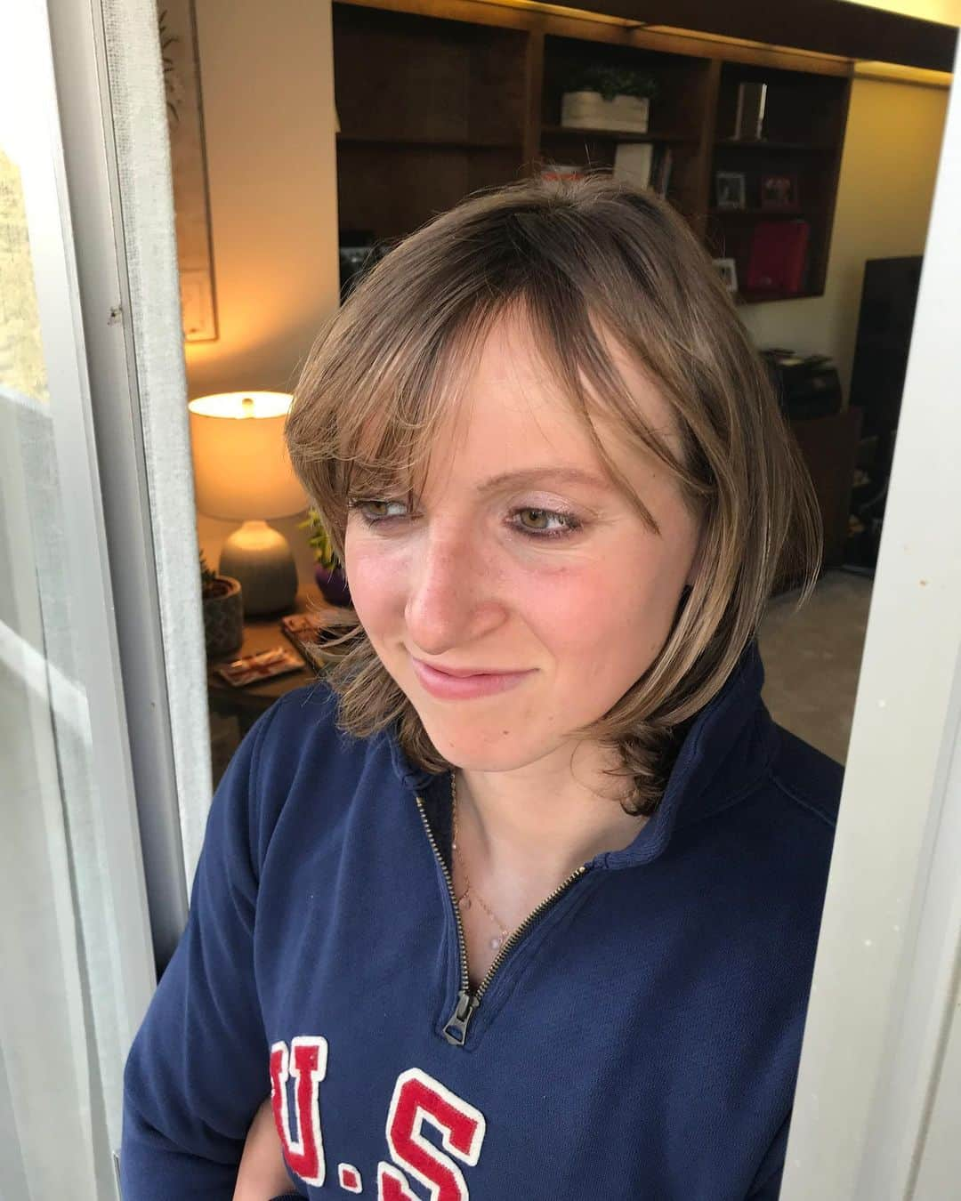 ケイティ・レデッキーさんのインスタグラム写真 - (ケイティ・レデッキーInstagram)「Workshopping my soft smile」9月14日 4時33分 - katieledecky