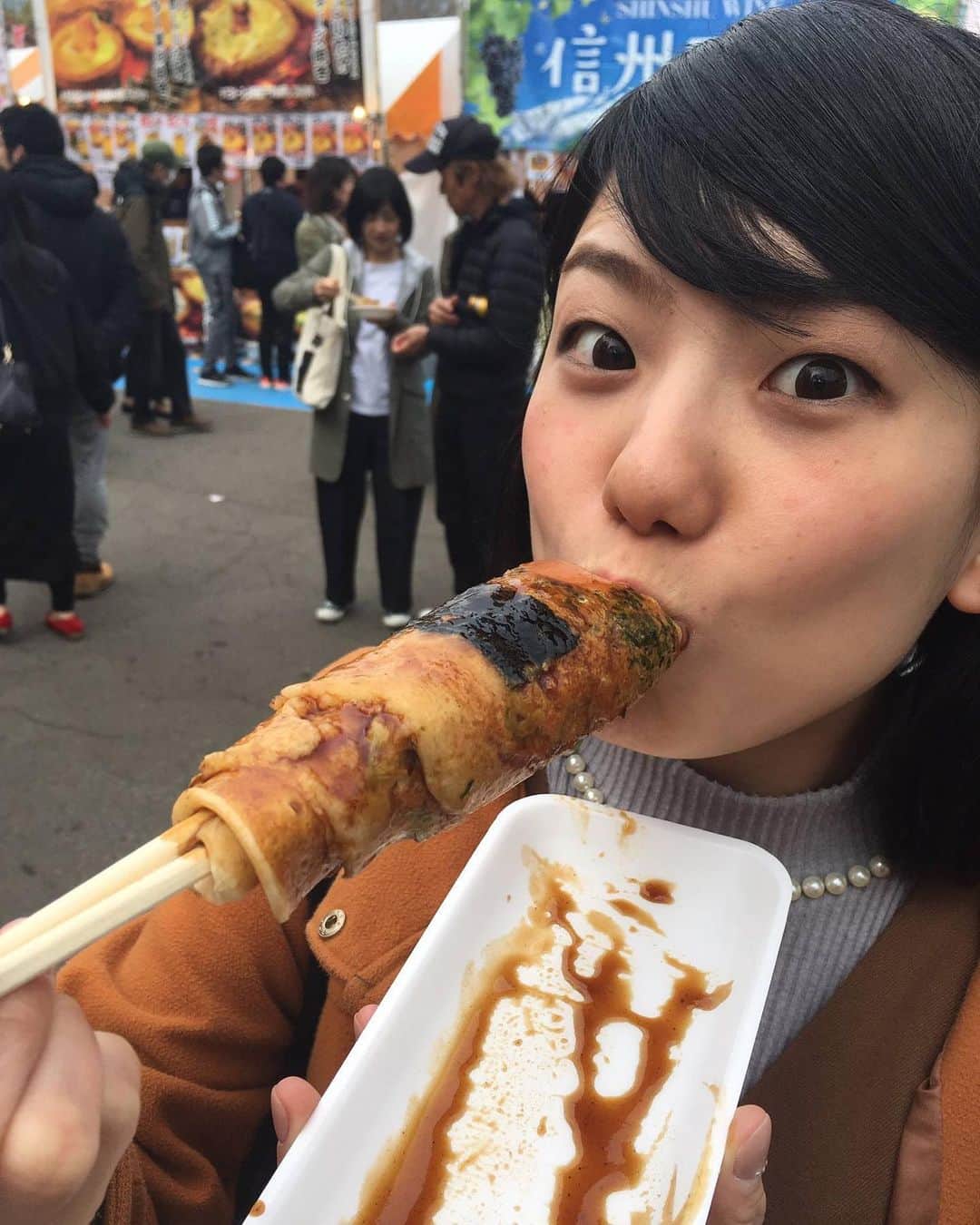 女子アナ47のインスタグラム：「. こんにちは、47発信プロジェクトです！本日は塩原桜アナウンサーが『山形のソウルフード　どんどん焼！』をお届けします！ . 長野県出身、フリーアナウンサーの塩原桜（しおばら・よしの）です。  学生時代は東京で過ごし、前任地は山形、現在働く埼玉や夫の地元である神奈川など様々な土地に縁があります。  各地の良いところ、おもしろい場所、おいしい物など、どんどん紹介していきます！  今回ご紹介するのは山形県のソウルフードです♪・・・・・・ . 続きはトップページのリンクから『47発信プロジェクト』へ！ . #47発信プロジェクト #アナウンサー #フリーアナウンサー #女子アナ #女子アナ47 #地方創生 #地方創生アナウンサー #マッチングサイト #マッチングサービス #47発信プロジェクト #山形県 #塩原桜 #ソウルフード #どんどん焼」