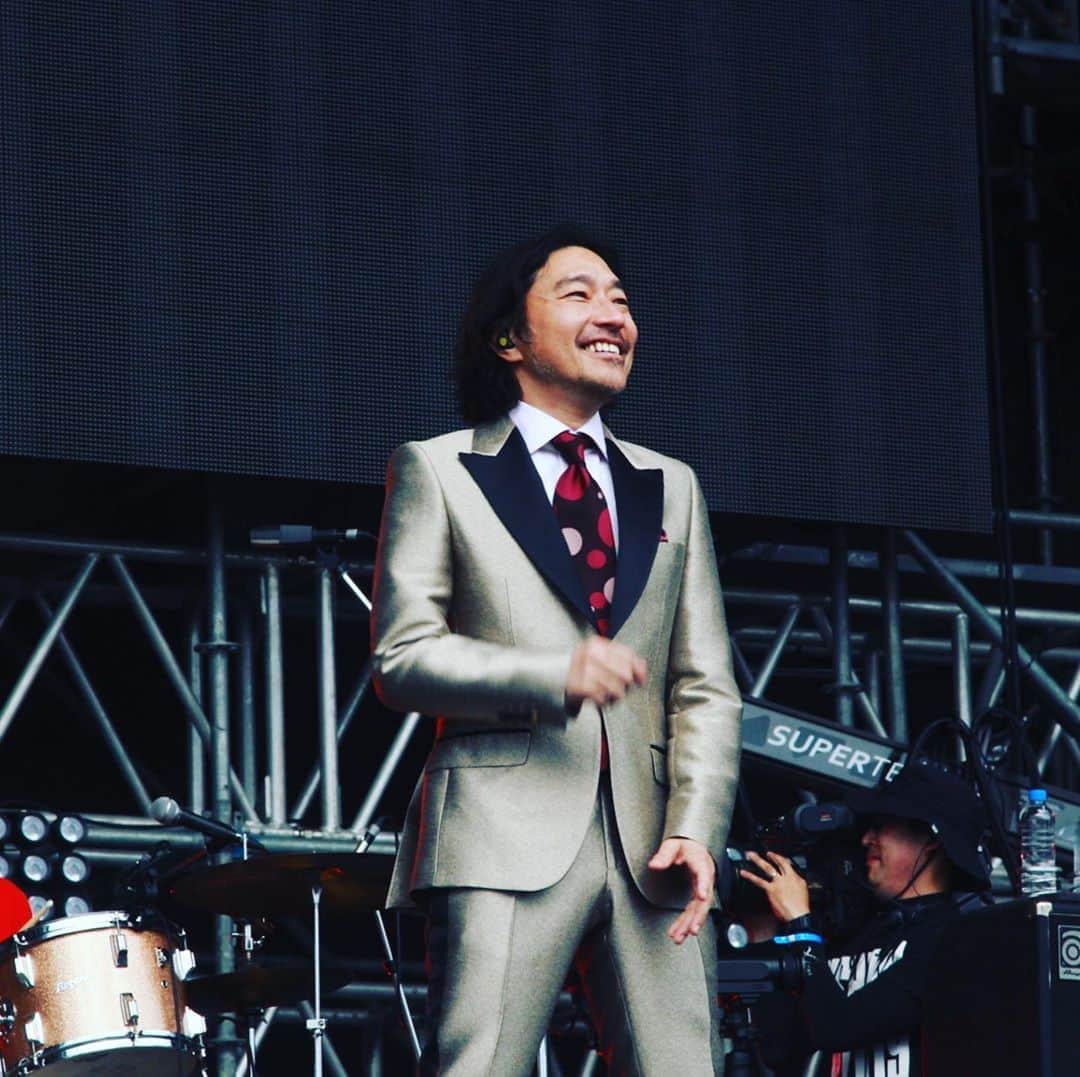 のインスタグラム：「氣志團万博2019、サイコーでした！ ありがとう！ #氣志團万博 #天気 #ロケーション #雰囲気 #食べ物 #おもてなし #その他 #何もかも #言うことなし #ウルフルズ #しあわせです」