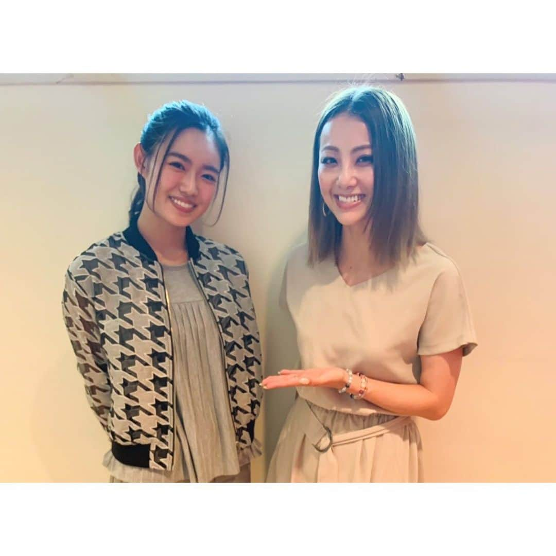 山口乃々華さんのインスタグラム写真 - (山口乃々華Instagram)「ヘブンズ・レコード 初日、無事終了しました！ ほっと、すこしの安心感とまだまだこれから続くんだ、という緊張感がありますが 楽しみながら、頑張ります。 今日は、シズカさんが見に来てくださいました😊  #ヘブンズレコード #ヘブンズレコード青空篇」9月14日 19時45分 - yamaguchi_nonoka_official