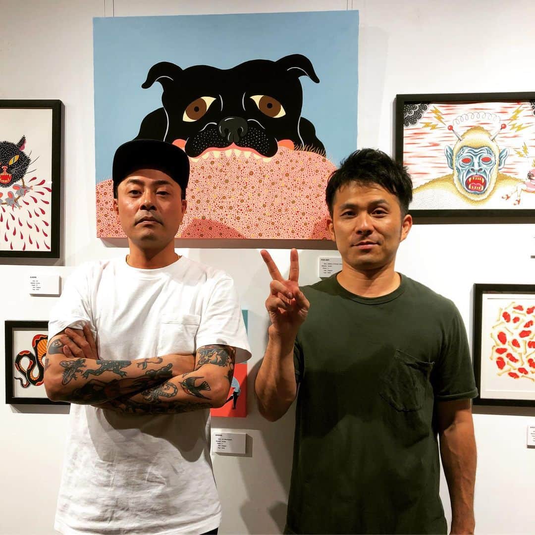 おかゆ太郎のインスタグラム：「元・芸人、現・画家のレンくんが銀座で個展やってます #KatsufumiTakihana #遠慮世代の逆襲展」