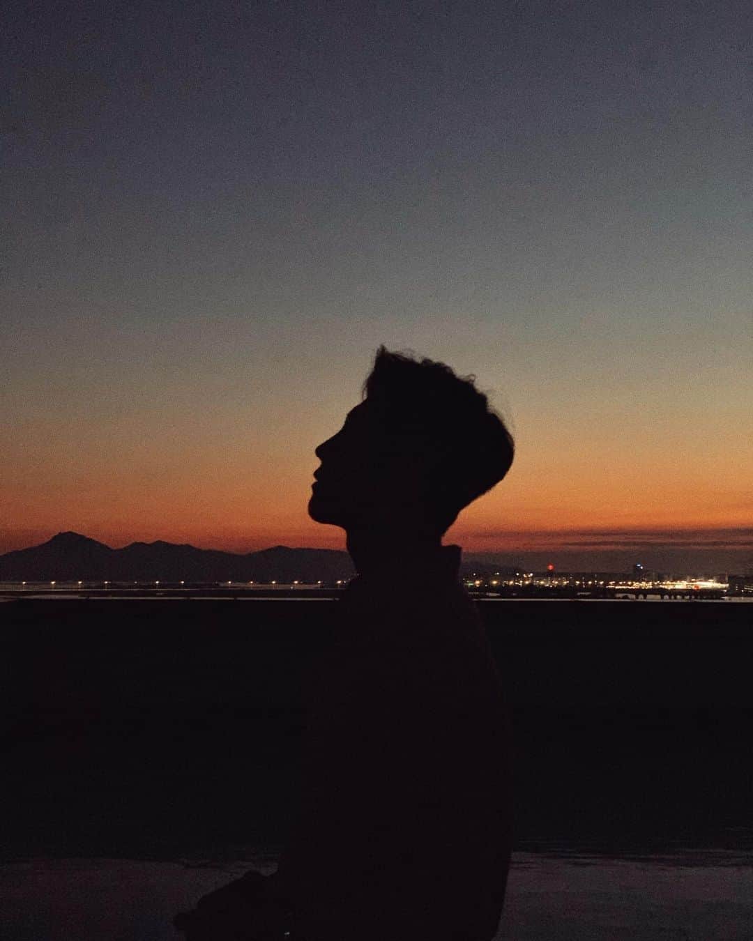 パクジホさんのインスタグラム写真 - (パクジホInstagram)「지는 해 너무 이쁘네요....」9月14日 20時14分 - jihogram