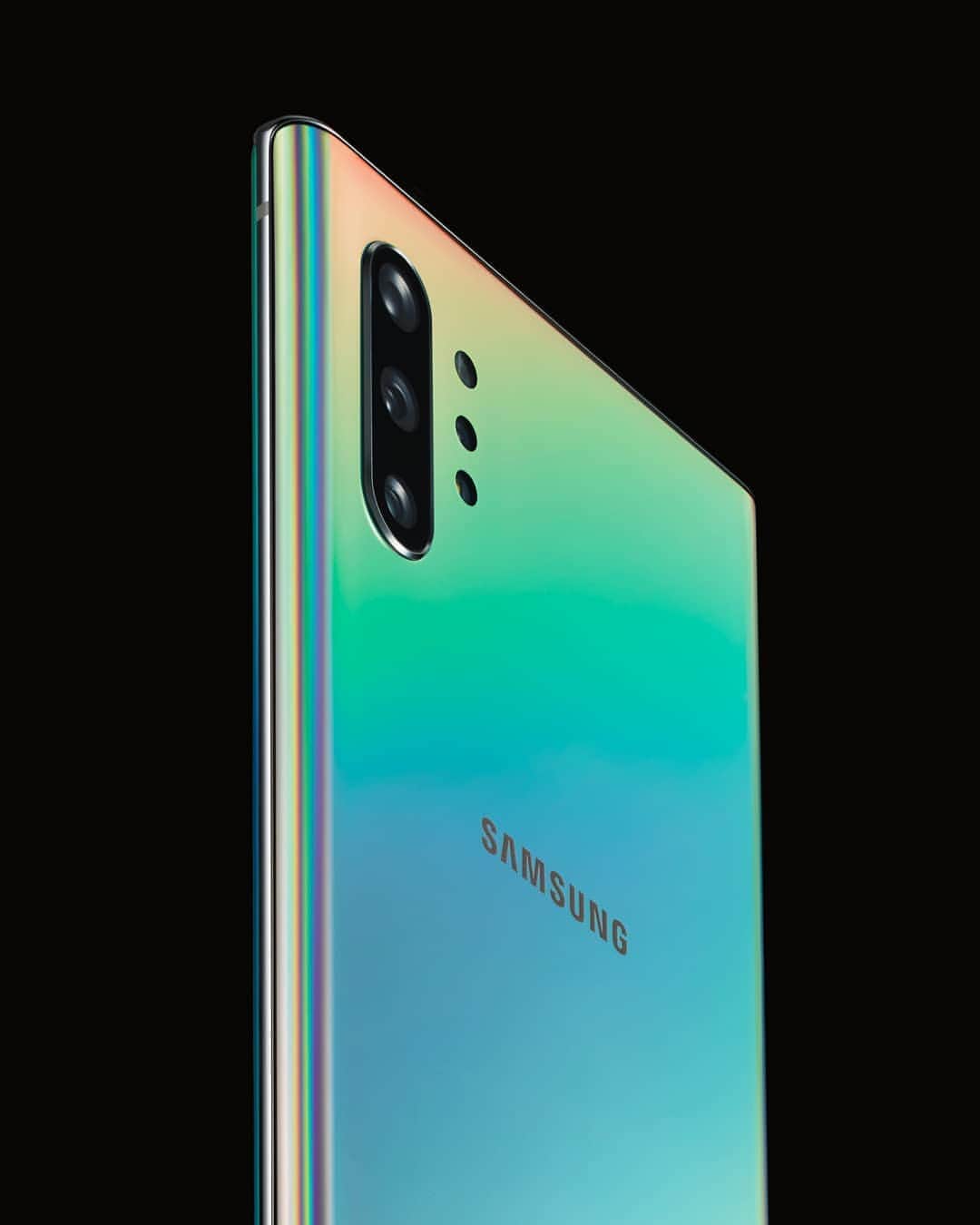 young ho seoのインスタグラム：「SAMSUNG Galaxy Note 10+ Aura Glow Photograph by me」