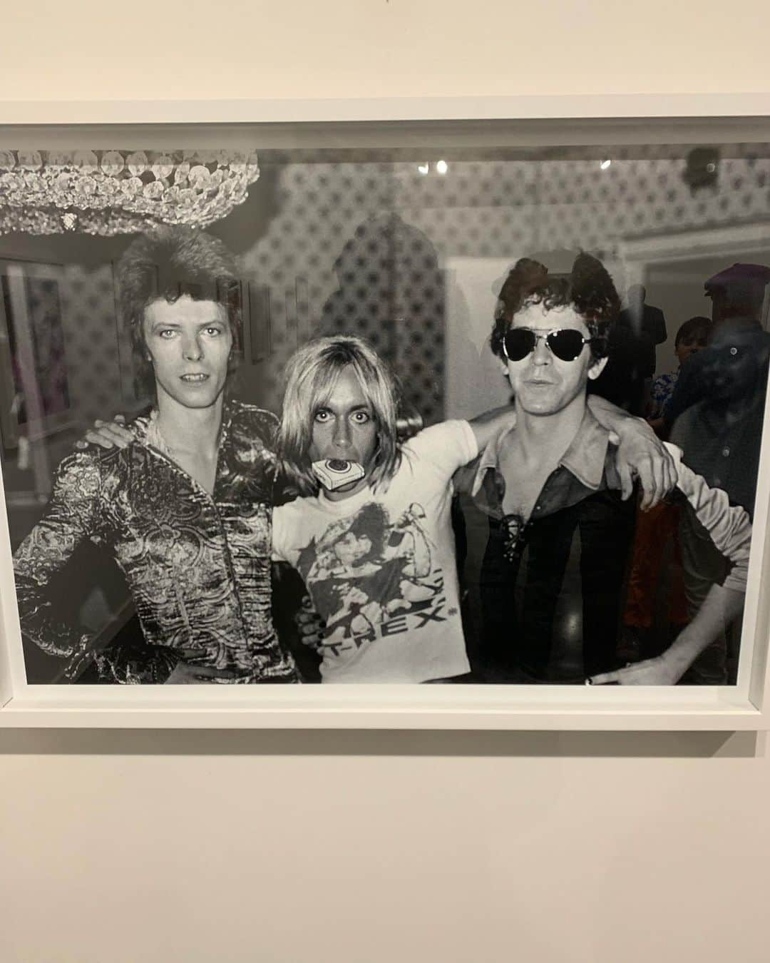 レニー・クラヴィッツさんのインスタグラム写真 - (レニー・クラヴィッツInstagram)「The Public Trust Gallery in Dallas, TX. Celebrating @therealmickrock ‘s exhibition of the most iconic rock and roll photos.」9月14日 12時24分 - lennykravitz