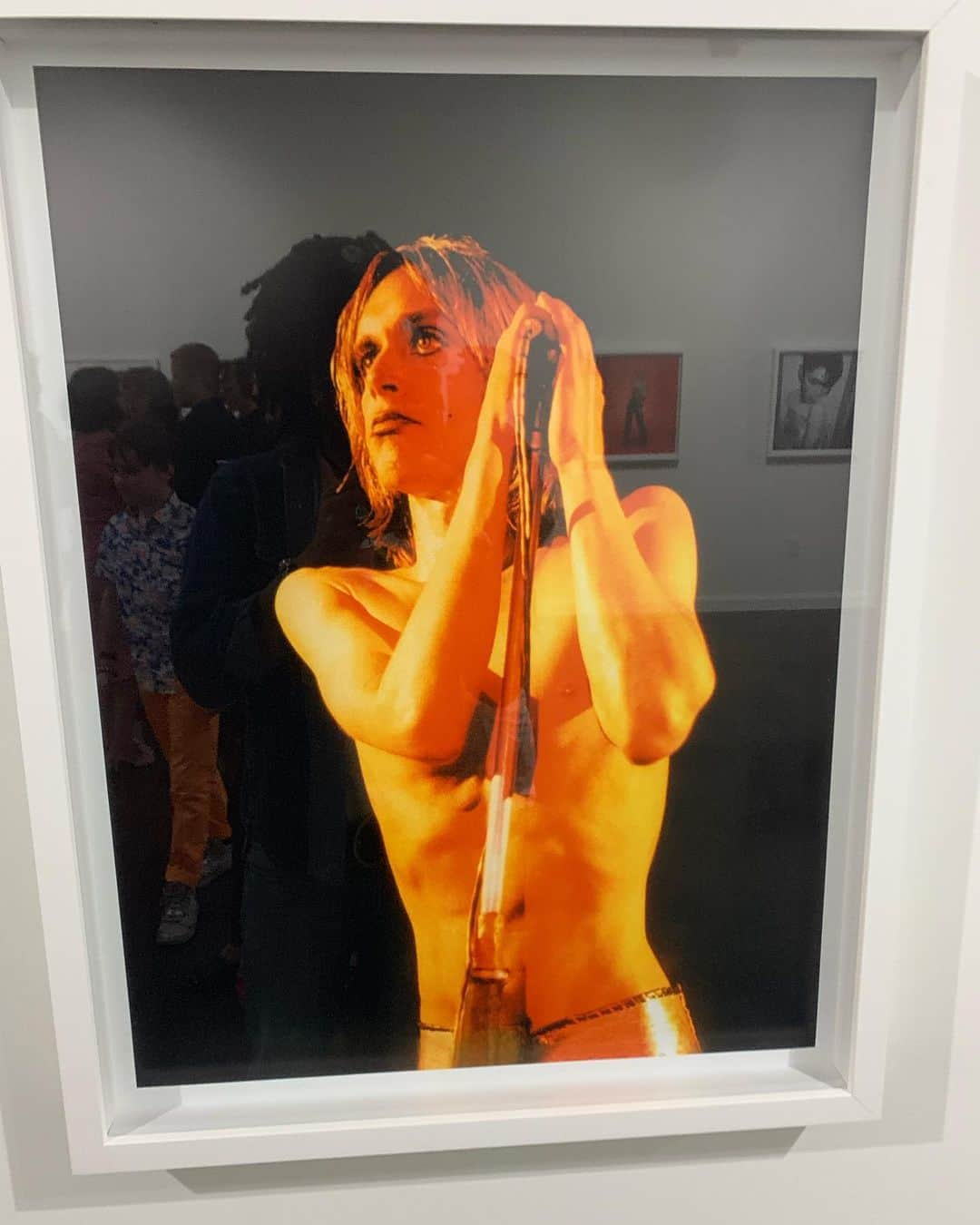 レニー・クラヴィッツさんのインスタグラム写真 - (レニー・クラヴィッツInstagram)「The Public Trust Gallery in Dallas, TX. Celebrating @therealmickrock ‘s exhibition of the most iconic rock and roll photos.」9月14日 12時24分 - lennykravitz