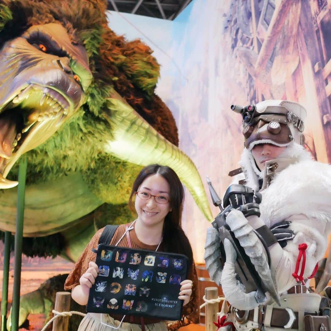 植田佳奈のインスタグラム：「#TGS2019 #カプコンTGS」