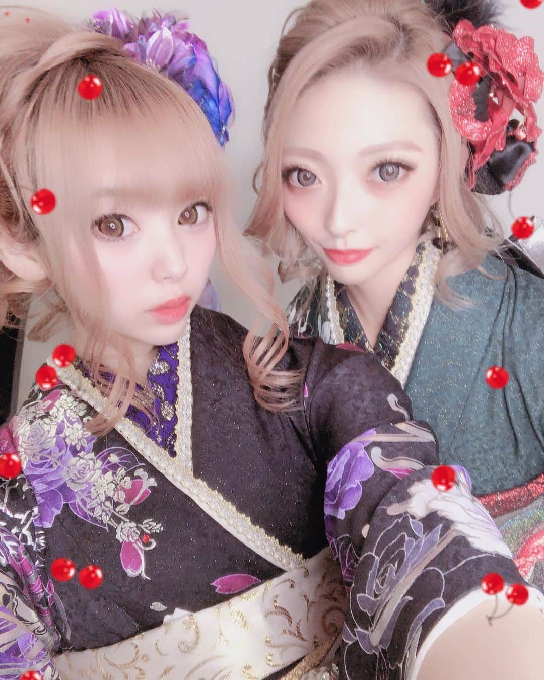 嶋谷愛（あいちゅん）のインスタグラム：「やはり#振袖 がいちばん 落ち着きますね(๑´•ω•)っ🍵 早期割引があるから 愛のInstagram見たで 【和の刻】でいい事があるかも♡ . . . . #오오티디 #패션스타그램 #먹스타그램 #좋아요반사 #좋아요폭탄 #좋아요꾸욱 #otd #osaka #like4likes #팔로미 #여행스타그램 #데일리룩 #98년생 #좋아요테러 #얼스타그램 #成人式 #kimonoGirls」