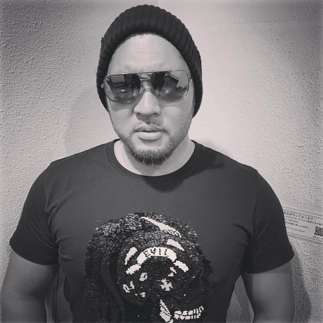 のインスタグラム：「EVIL  #evil #LOSINGOBERNABLESdeJAPON  #newtshirt」